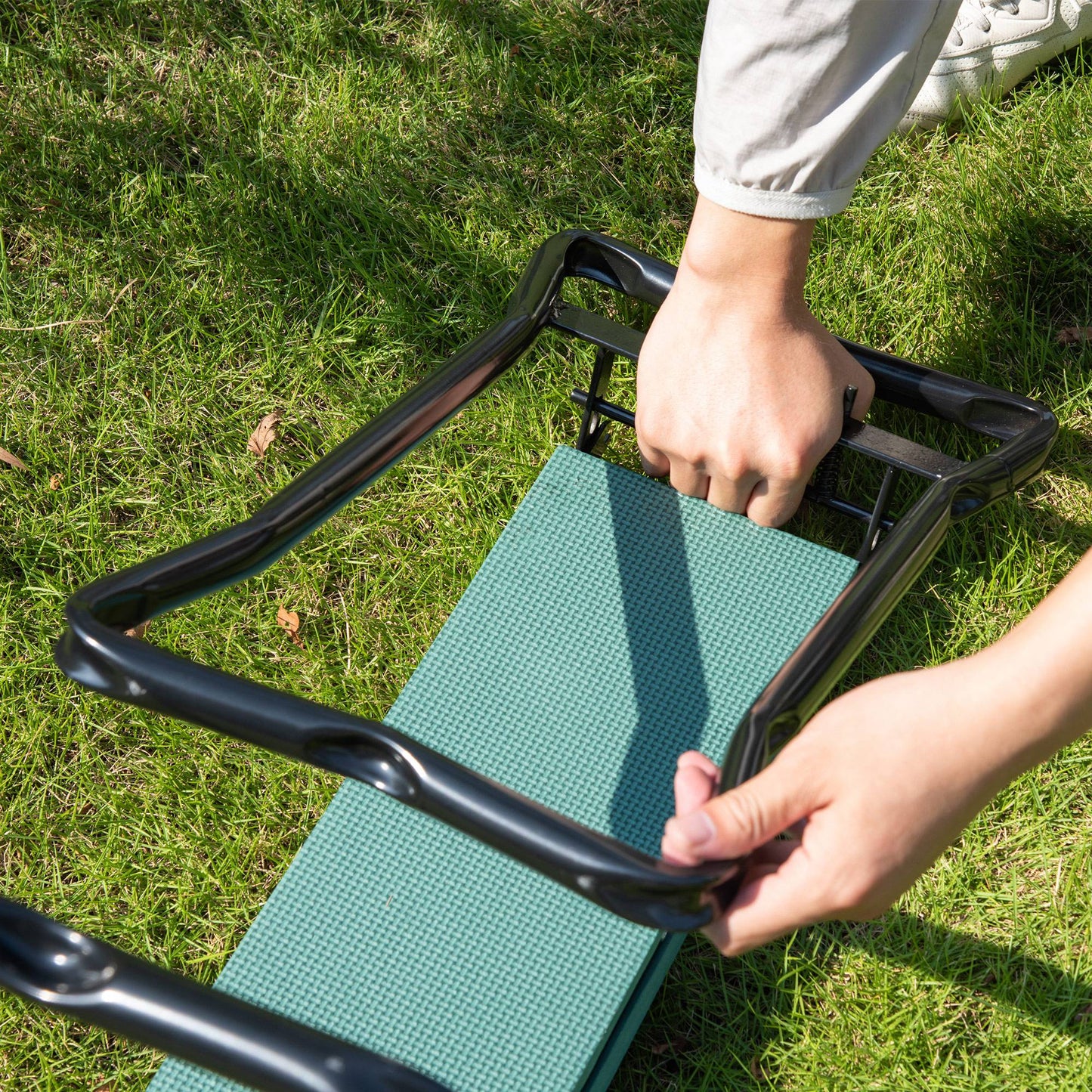 2 In 1 Garden Kneeler Seat Kneeling Pad Support Bench Foldable Knee Protector, Green