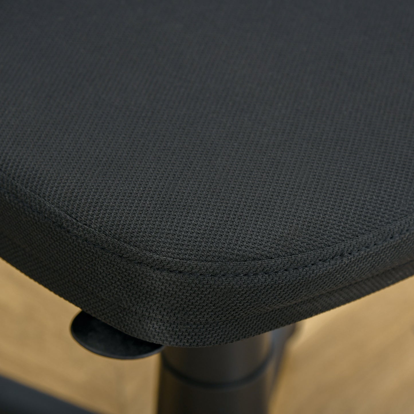 Small Office Chair without Arms, Ergonomic Swivel Mesh Desk Chair with Curved Back and Wheels, Height Adjustable