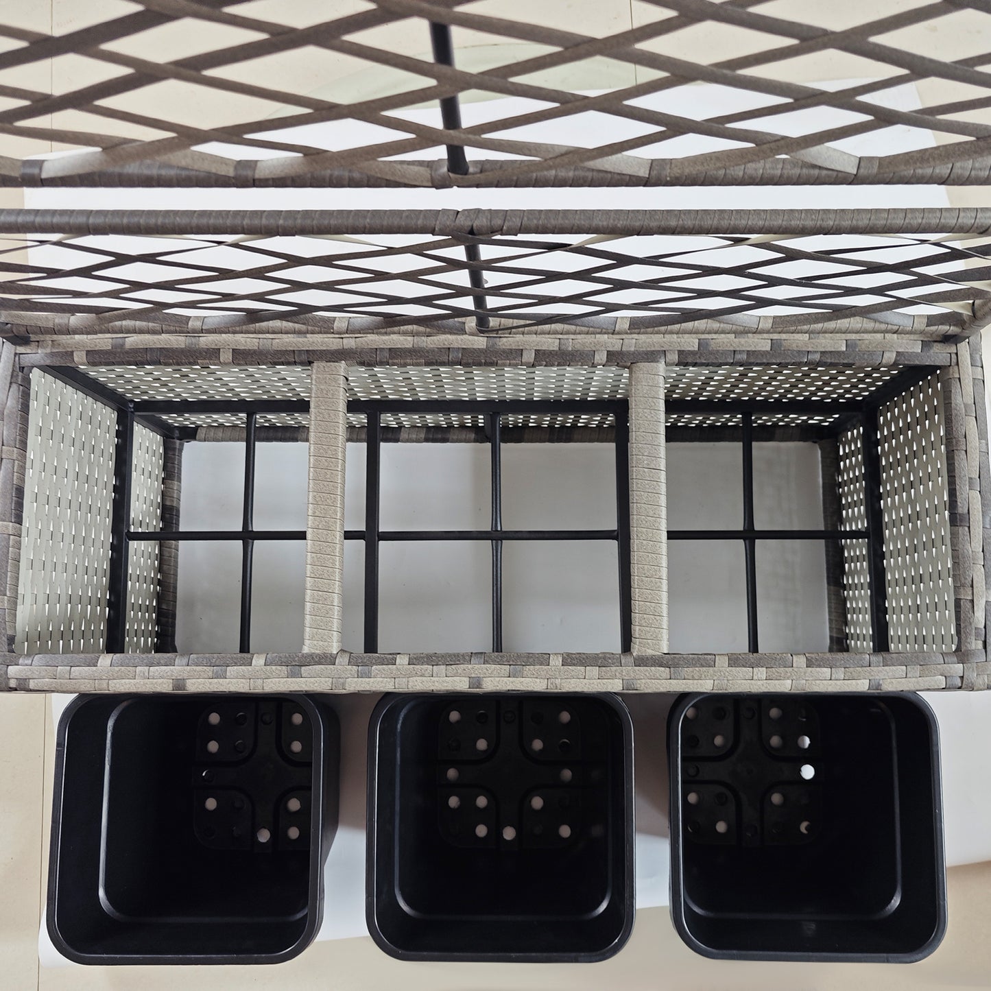 33L Garden PE Rattan Planter with Trellis, Free Standing Flower Raised Bed for Garden, Garden Planter for Climbing Plants