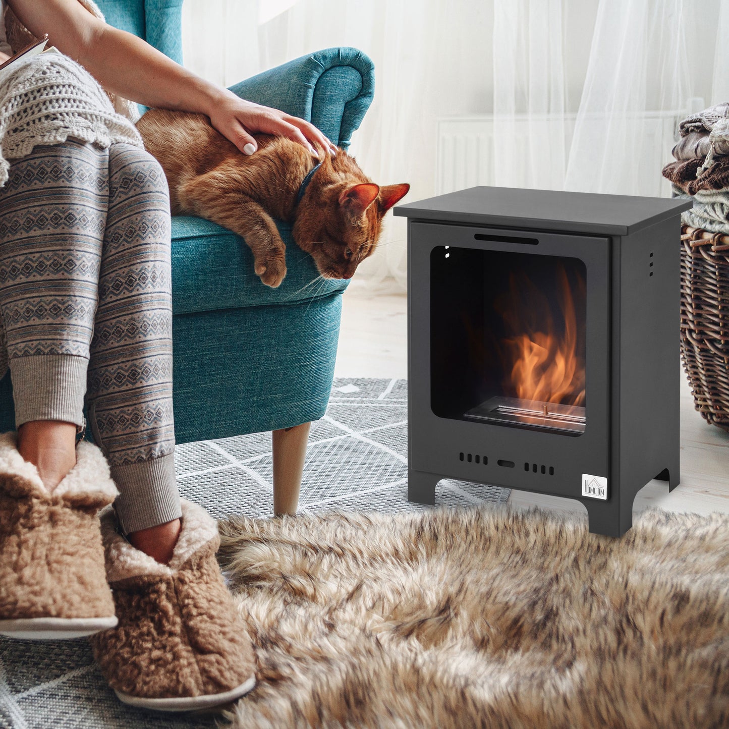Freestanding Ethanol Fireplace, Bioethanol Fire with 0.9L Tank, 3 Hours Burning Time for Indoor, Black