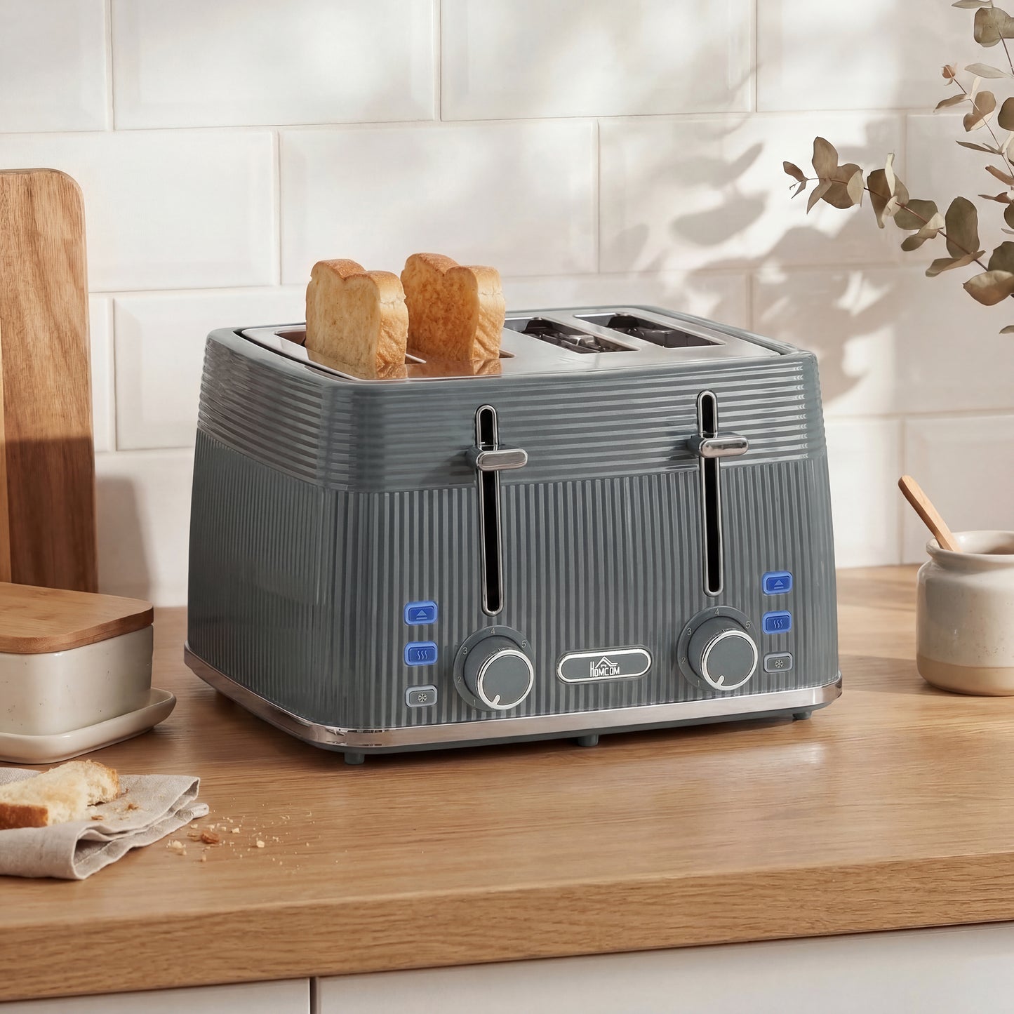 4 Slice Toaster with 7 Browning Levels, Bread Toaster with Removable Crumb Tray, Grey