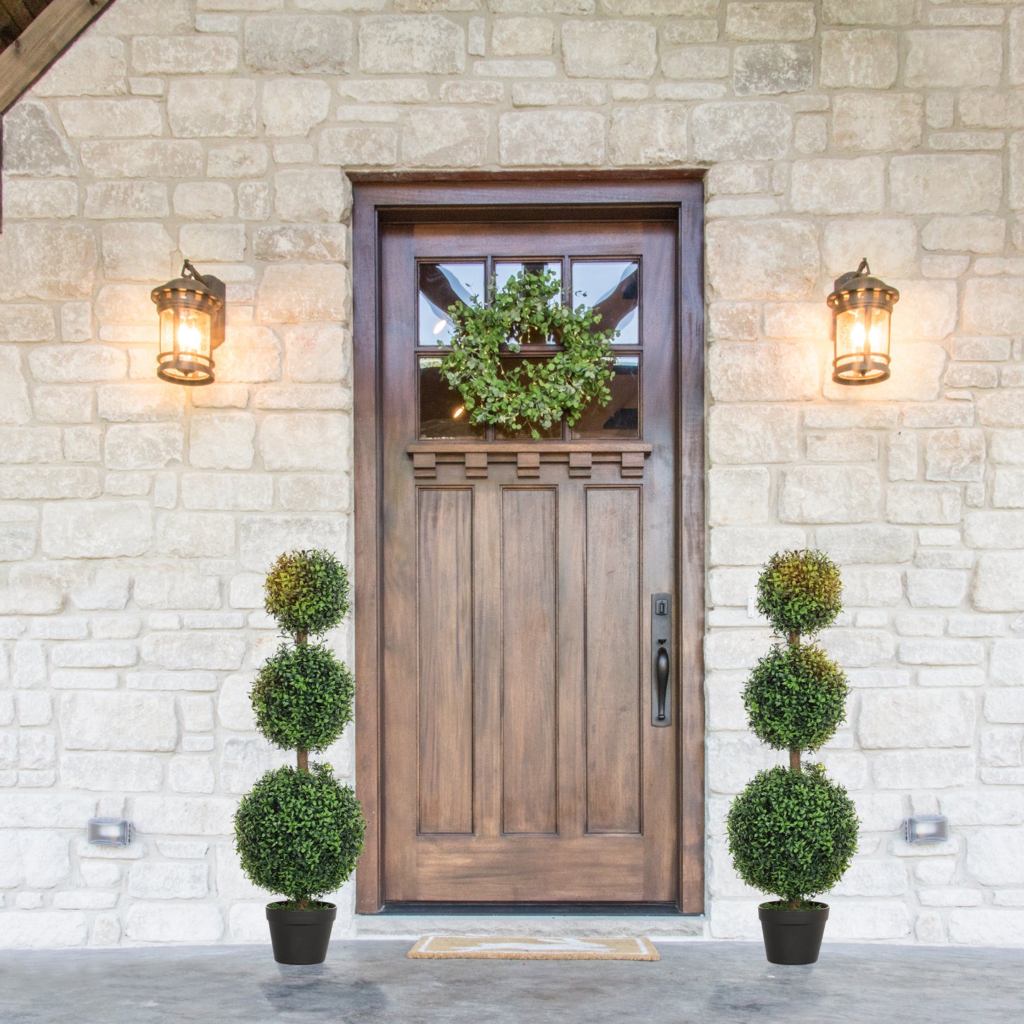 Set of 2 Decorative Artificial Trees, Topiary Ball-shaped Boxwood Trees in Pot, Fake Plants for Home Indoor outdoor Decor