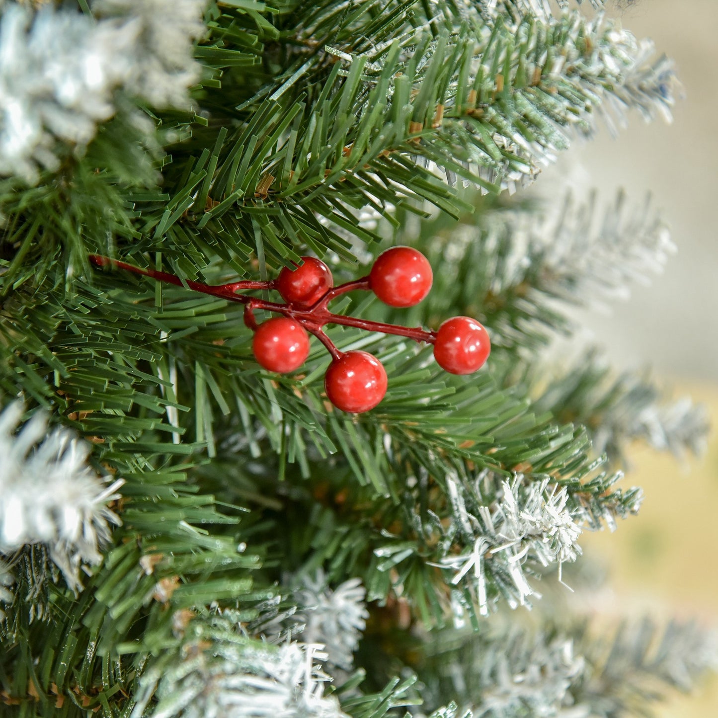 5FT Artificial Christmas Tree Xmas Pencil Tree with Red Berries and Pinecones Holiday Home Indoor Decoration with Foldable Fe