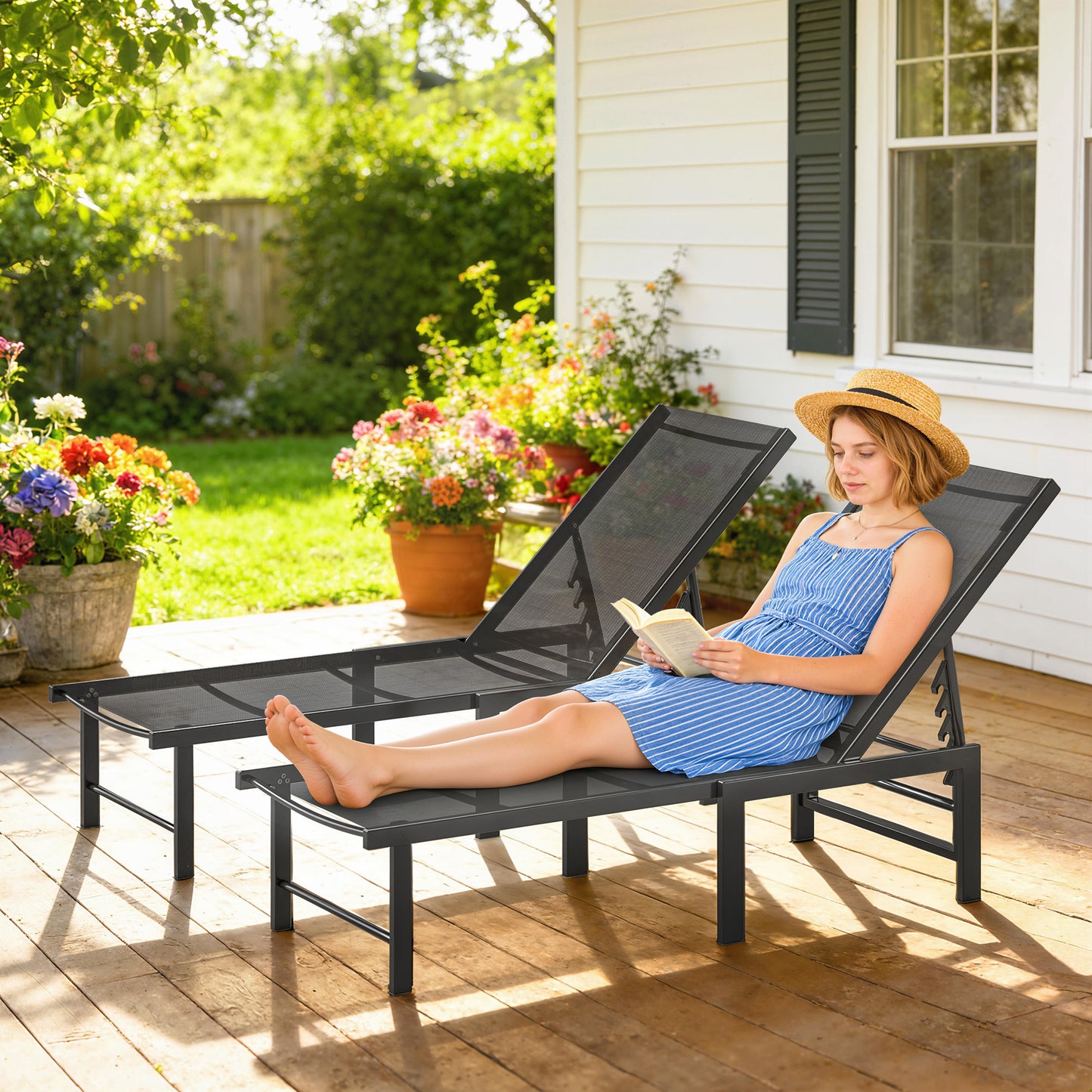 Set of Two Reclining Sun Loungers - Black
