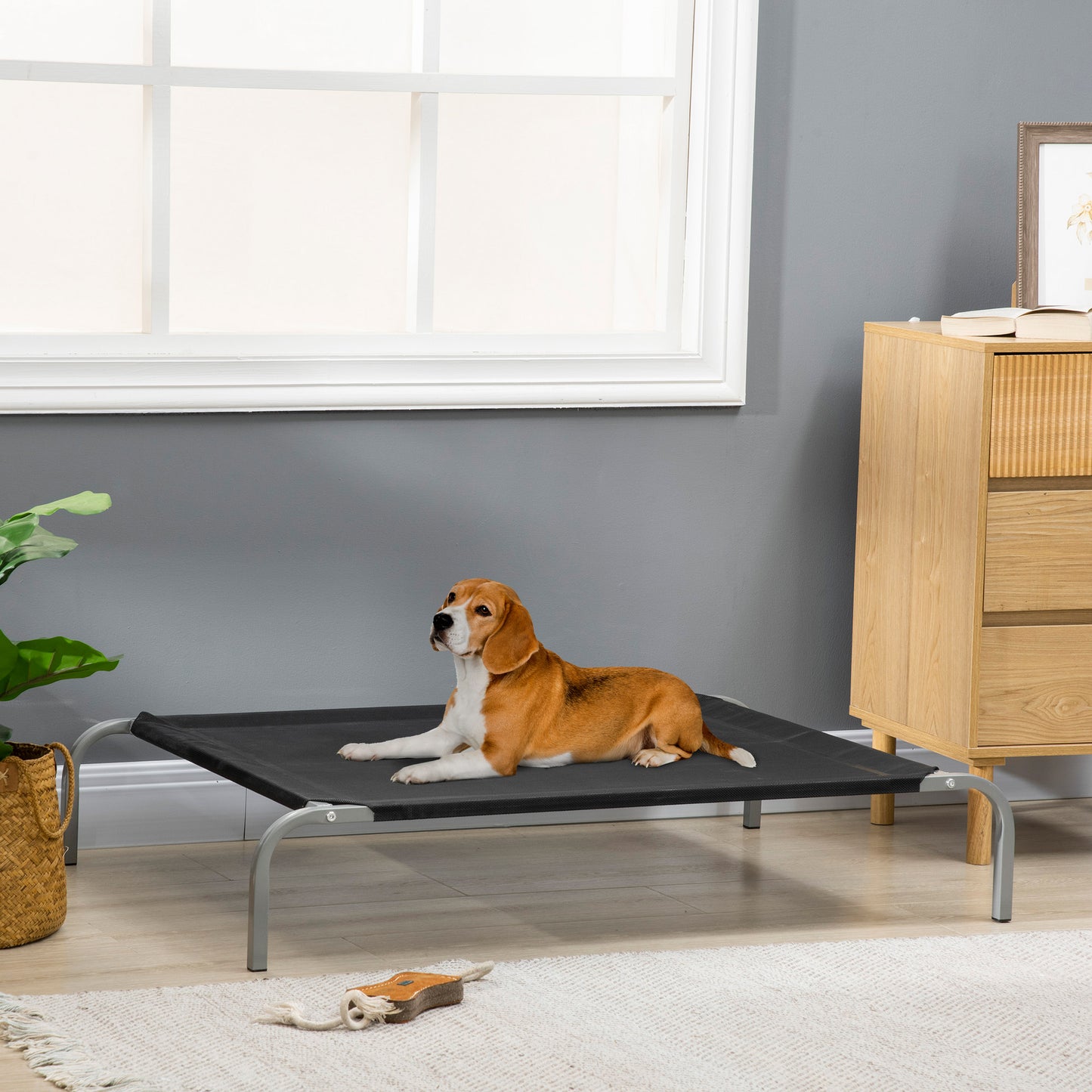 Elevated Pet Bed Cooling Raised Cot Style Bed for Large Medium Sized Dogs with Non-slip Pads Steel Frame Breathable Mesh Fabr