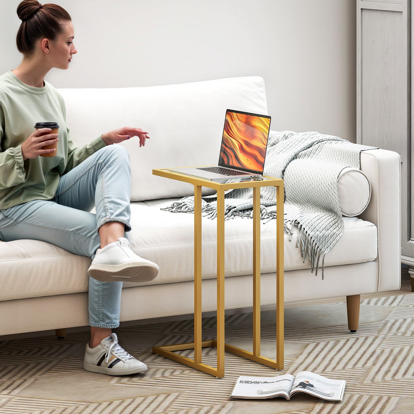 C-Shaped Side Table, Modern Slim End Table with Tempered Glass Tabletop, Steel Frame for Small Space, Living Room, Bedroom