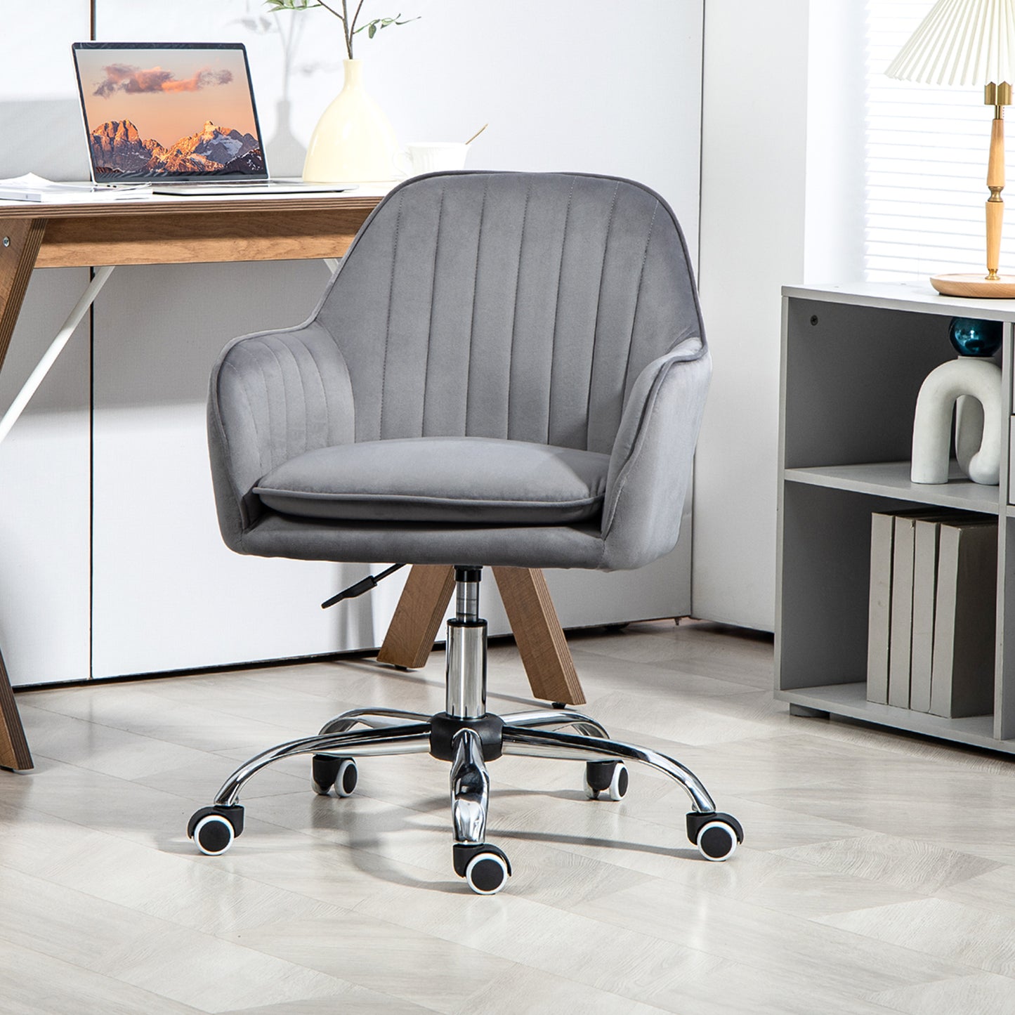 Office Chair, Swivel Desk Chair, Velvet-Feel Fabric Vanity Chair with Adjustable Height and Rolling Wheels for Home Work Stud