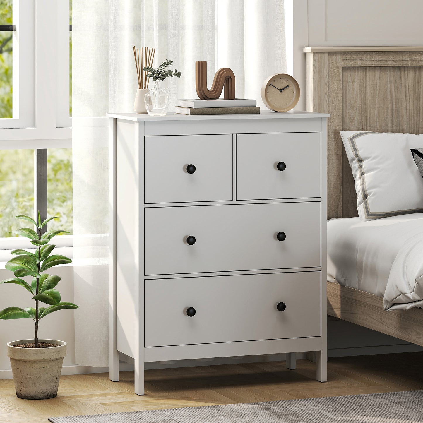Modern Chest of Drawers, 4 Drawer Dresser Clothes Storage Organiser for Living Room, Hallway, Entryway, White