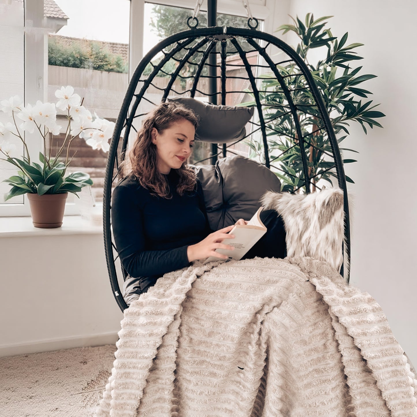 Hanging Egg Chair Outdoor Indoor Garden Swing Chair with Folding Basket, Thickened Cushion, Garden Hanging Chair with Stand