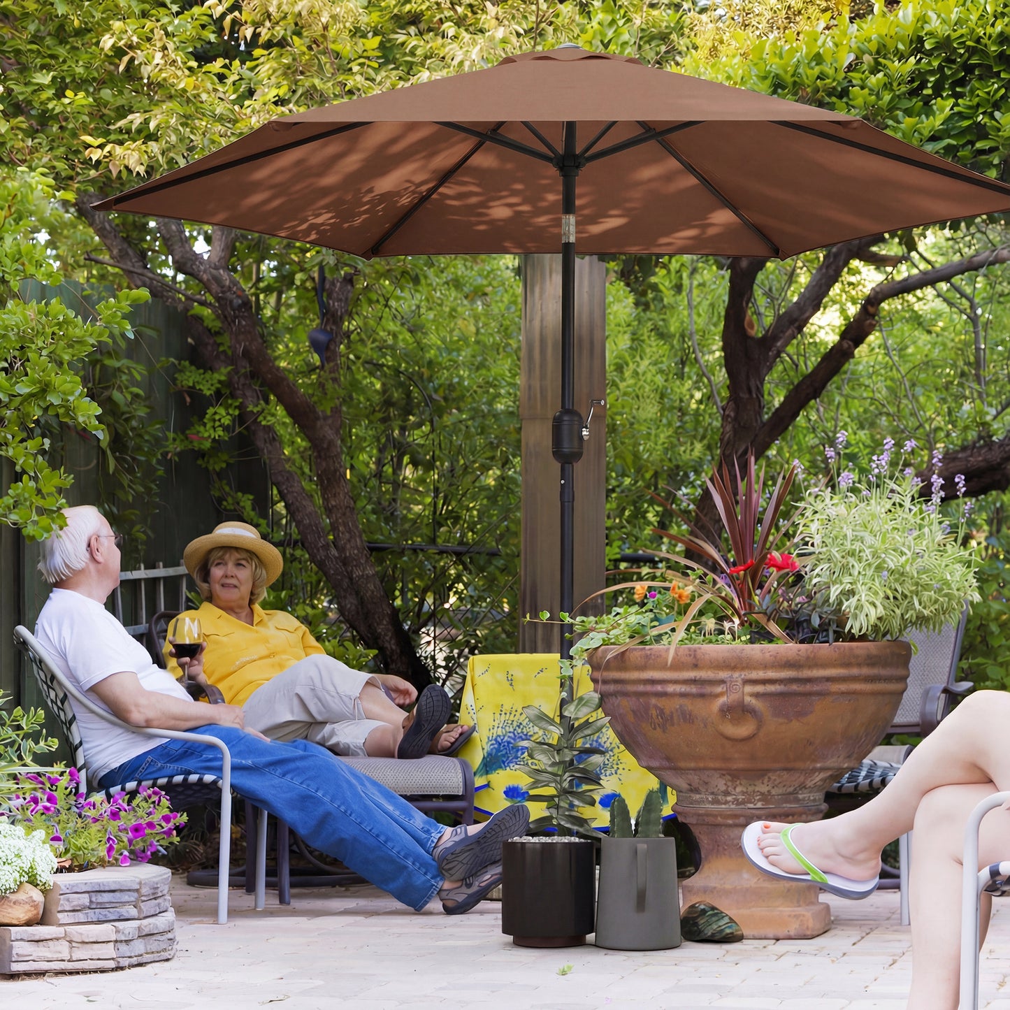 2.6 m Garden Parasol Umbrella with Aluminium Pole, Outdoor Patio Umbrella with Tilt and Crank, Vent, Coffee