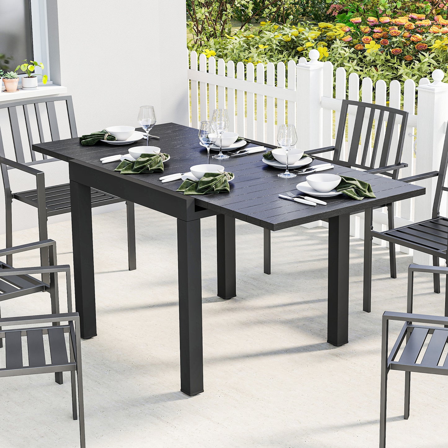Extending Garden Table for 4-6, Aluminium Outdoor Dining Table with Faux Wood Slatted Top, Black