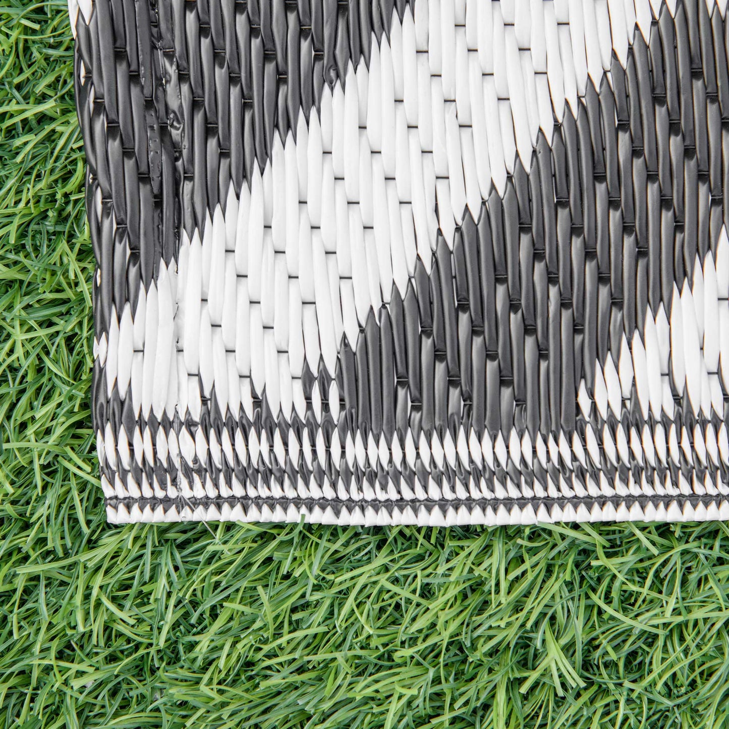 182 x 274 cm(6x9ft) Outdoor Rug Reversible Mat Plastic Straw Rug Portable RV Camping Mat for Garden Deck Picnic Indoor