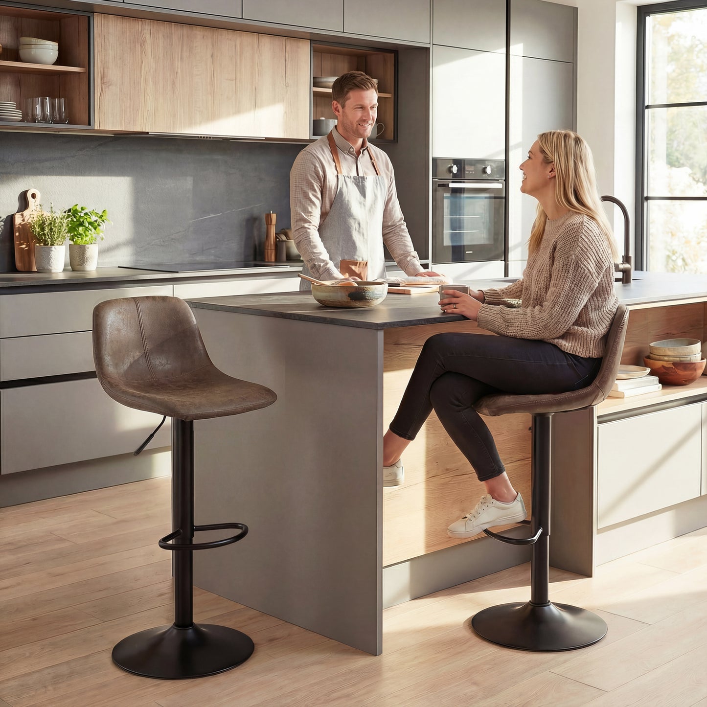 Bar Stools Set of 2, Modern Swivel Barstools with Footrest for Kitchen Island and Dining Room, Brown
