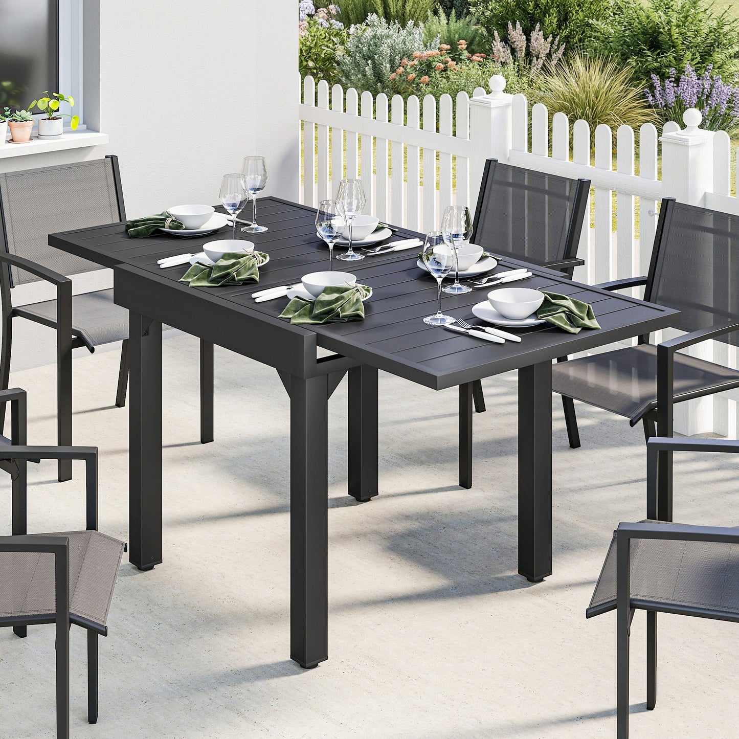 Expandable Patio Dining Table for 4-6 People, 80-160 cm Aluminium Extendable Outdoor Patio Table with Slatted Top, Black
