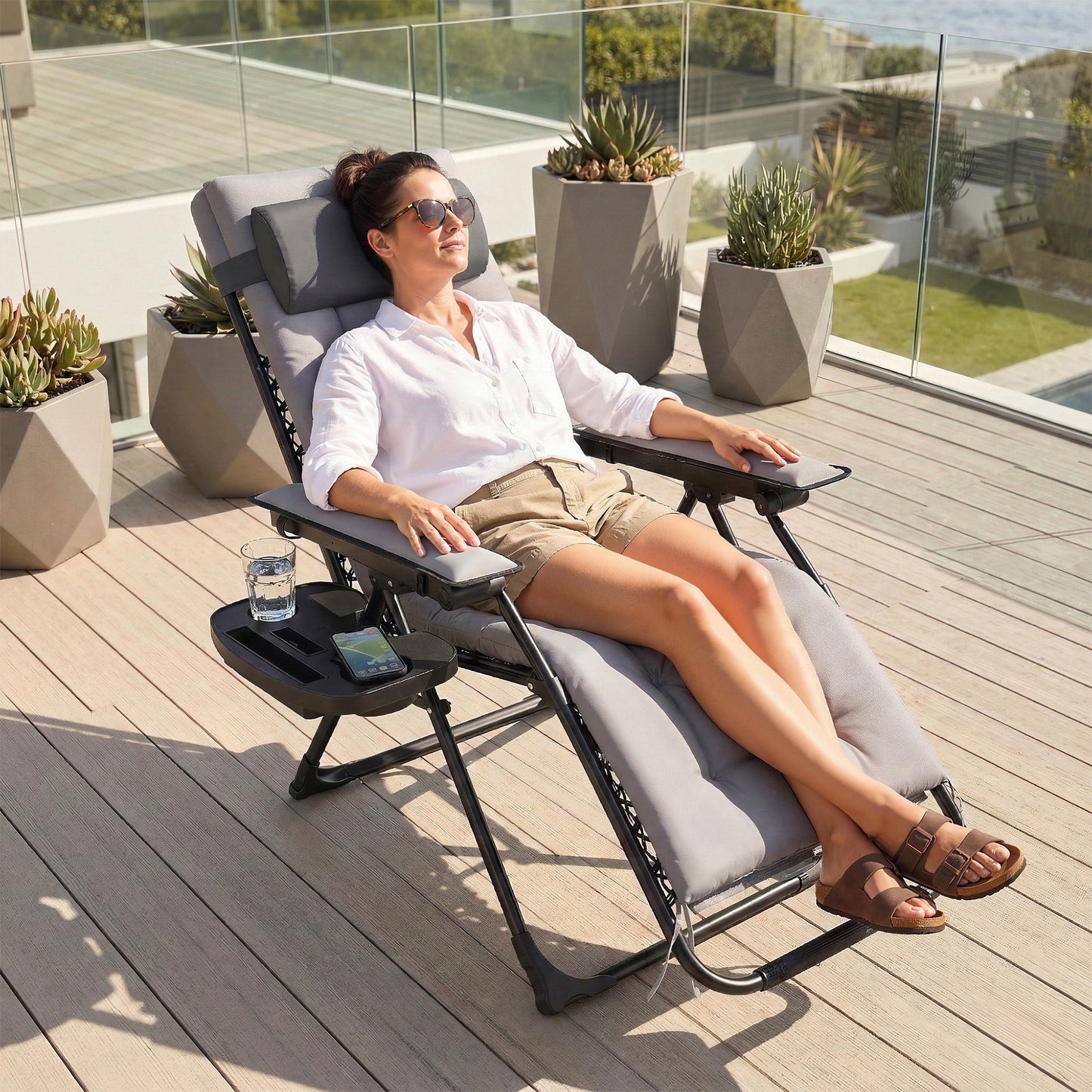 Zero Gravity Chair, Folding Sun Lounger Reclining Garden Chair with Arm Pads, Cushion, Cup Holder, Headrest, Light Grey