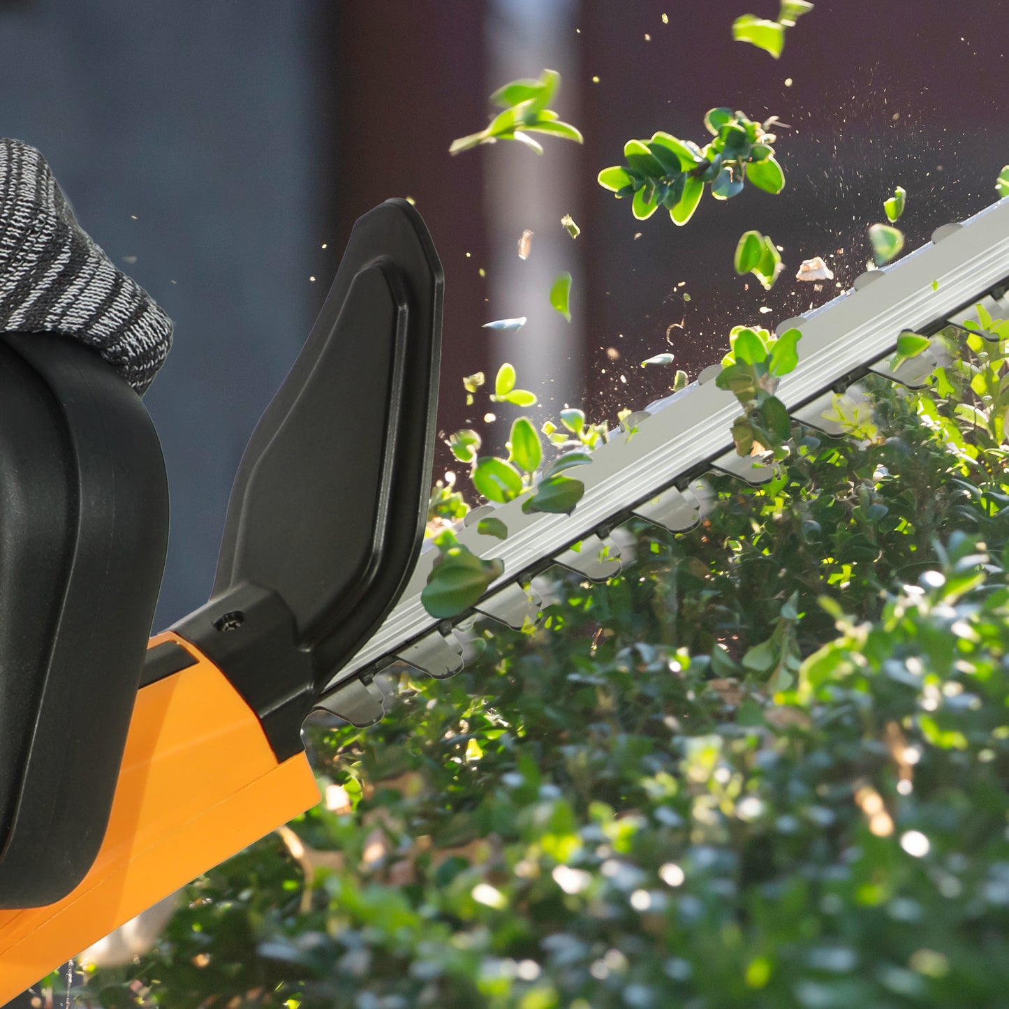 20" Cordless Hedge Trimmer, 18V Electric Hedge Cutter with 51cm Dual Action Blade
