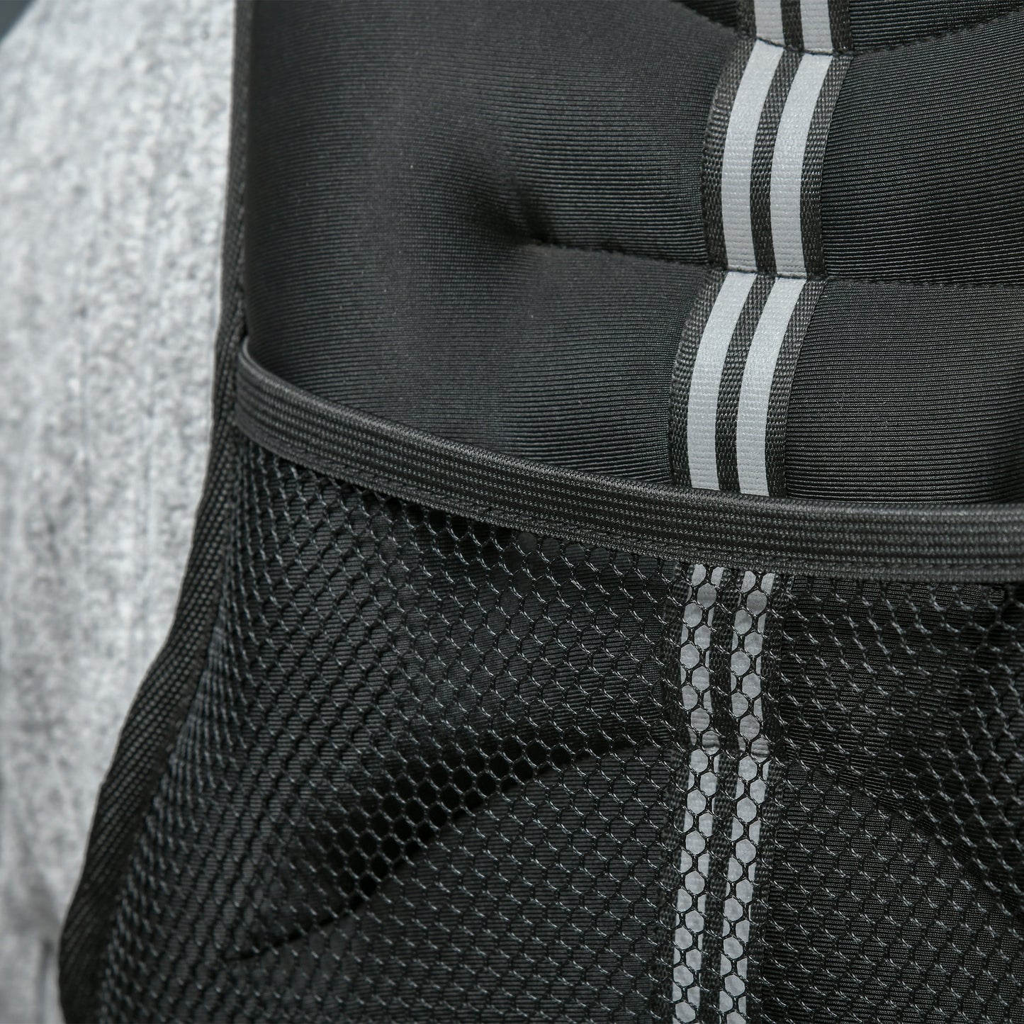 10KG Weighted Vest, Running Weight Vest with Adjustable Strap, Convenient Pocket and Reflective Strips for Men and Women