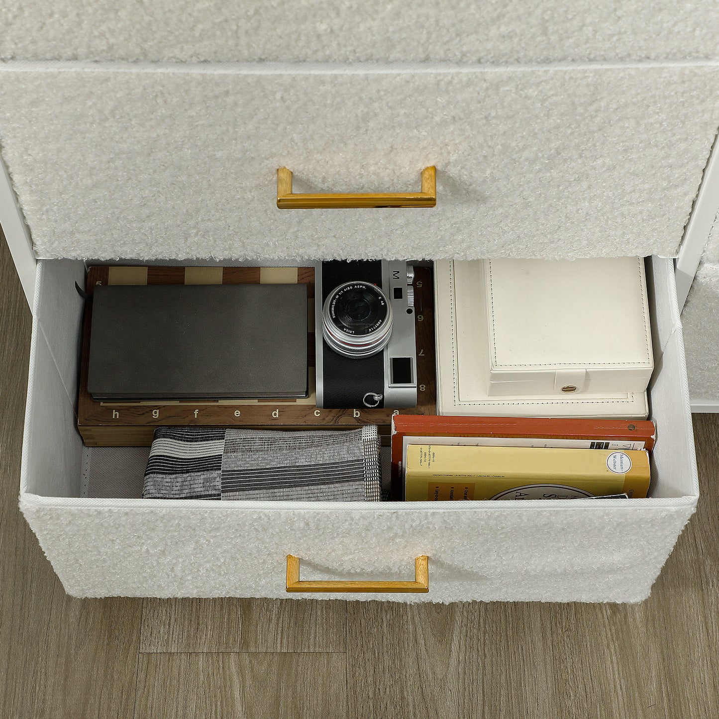 Chest of Drawers with 9 Fabric Drawers, Boucle Storage Organiser with Steel Frame, Fabric Dresser for Bedroom, Living Room