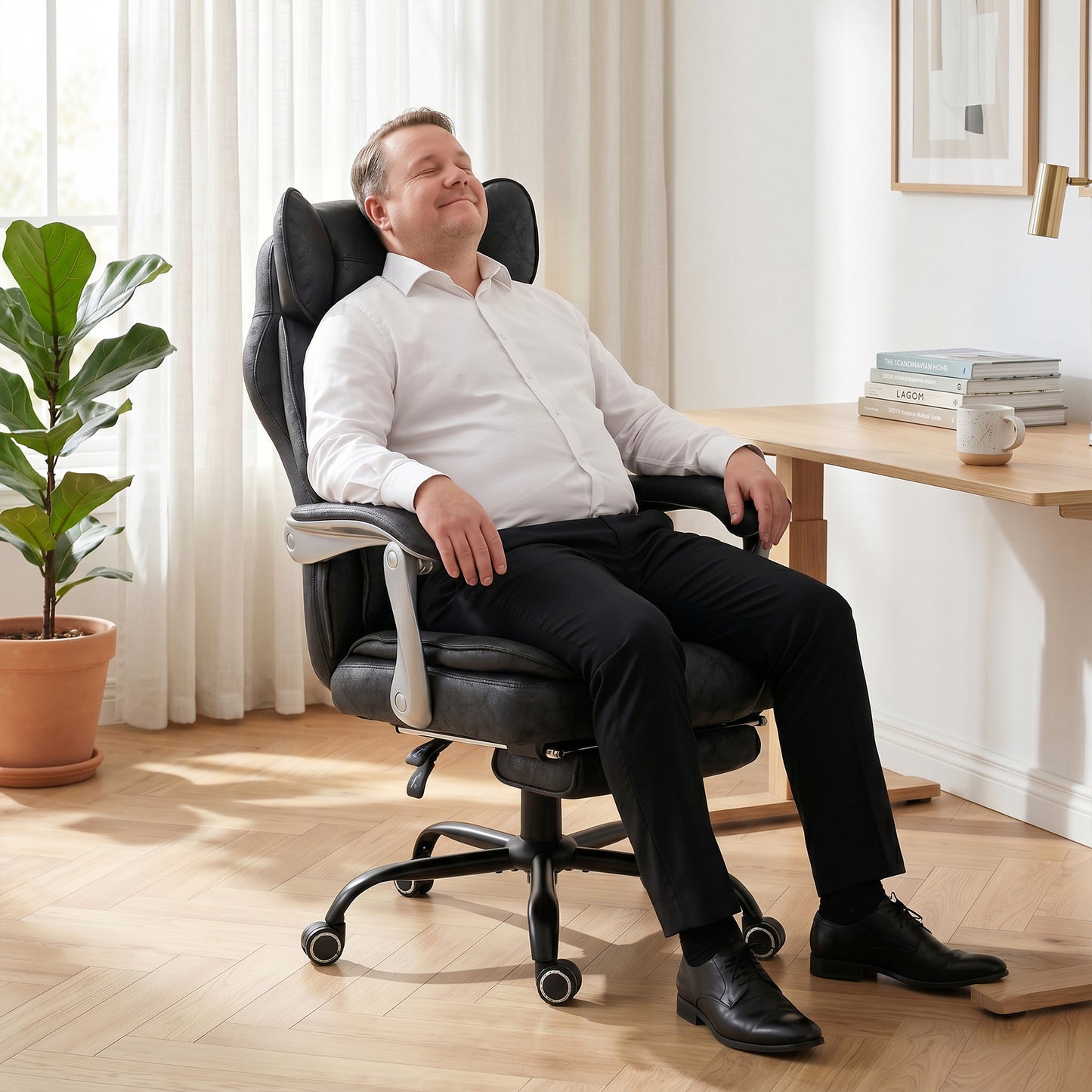 Executive Office Chair, Leathaire Big and Tall Office Chair 180 kg with Wide Seat, Reclining, Lumbar Support, Black