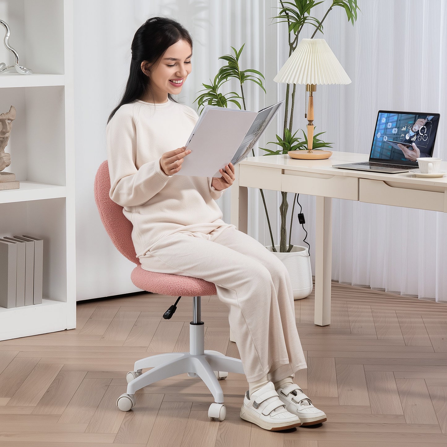 Armless Heart Computer Desk Chair, Teddy Fleece Swivel Office Chair, Makeup Vanity Chair with Height Adjustable, Wheels