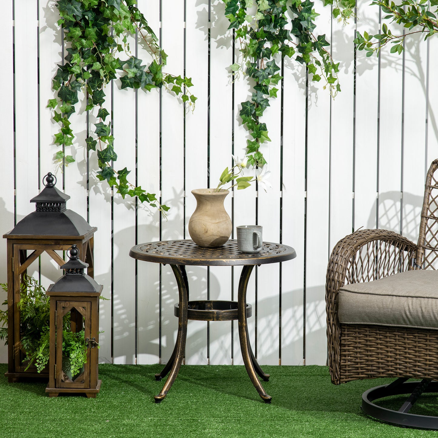 Outdoor Garden Table, Cast Aluminium Patio End Table with Anti-slip Foot Pads for Garden, Patio, Balcony, 60 x 60 cm