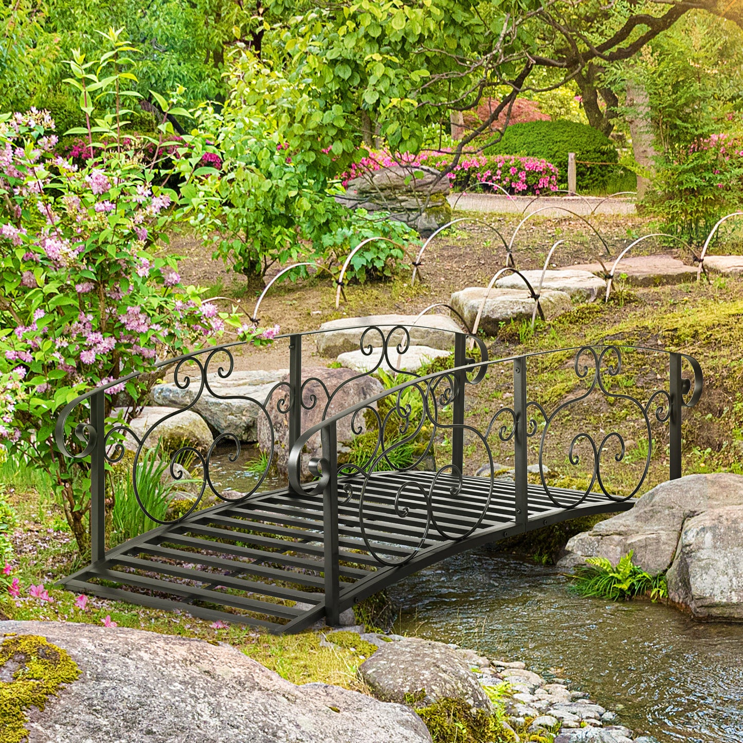 184cm Metal Arch Garden Garden Bridge, Safety Siderails, Arc Footbridge for Garden Creek, Stream, Pond, Black
