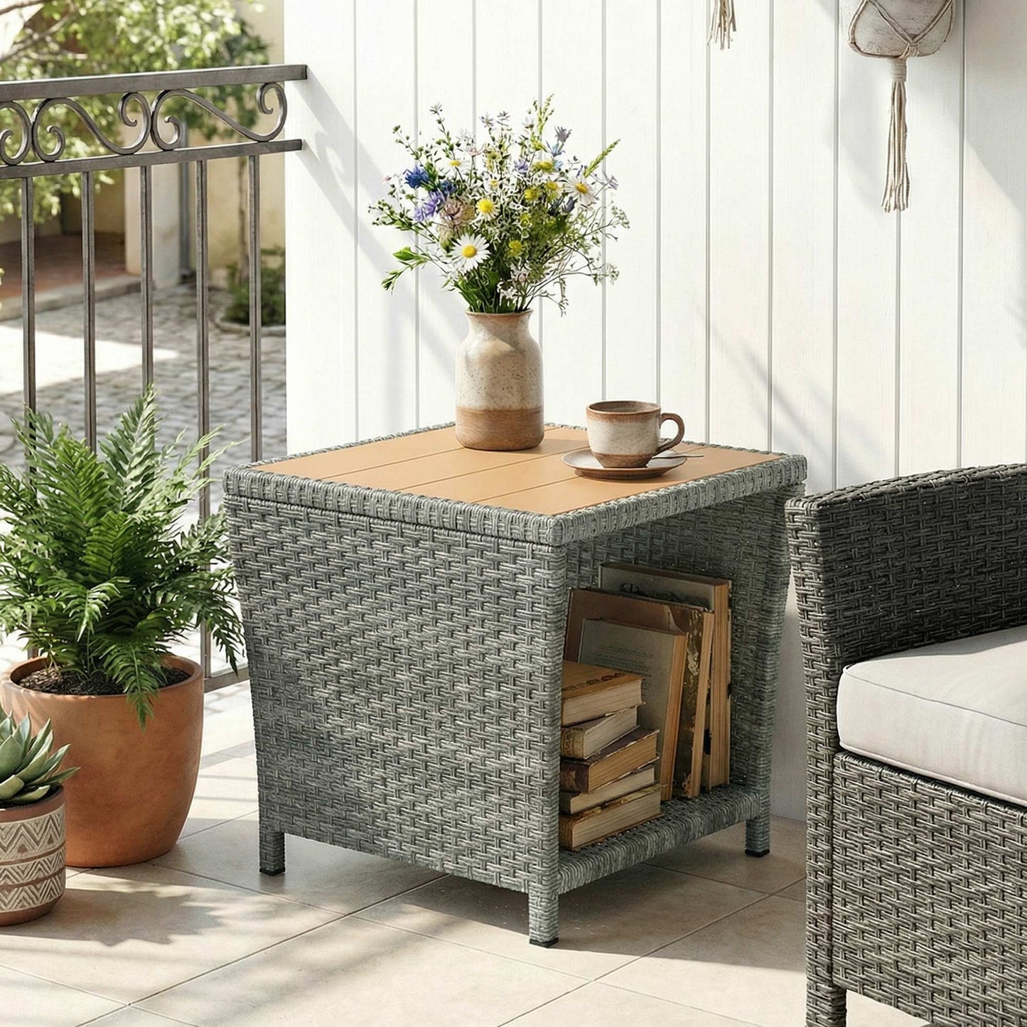 Side Table 2-Tier Outdoor Coffee Table with Storage Shelf PS Wood Slat Top/Light Grey