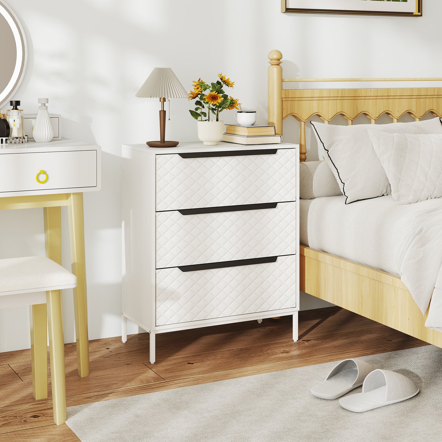 Chest of Drawers, Dresser with 3 Fabric Drawers and Aluminium Handles - White