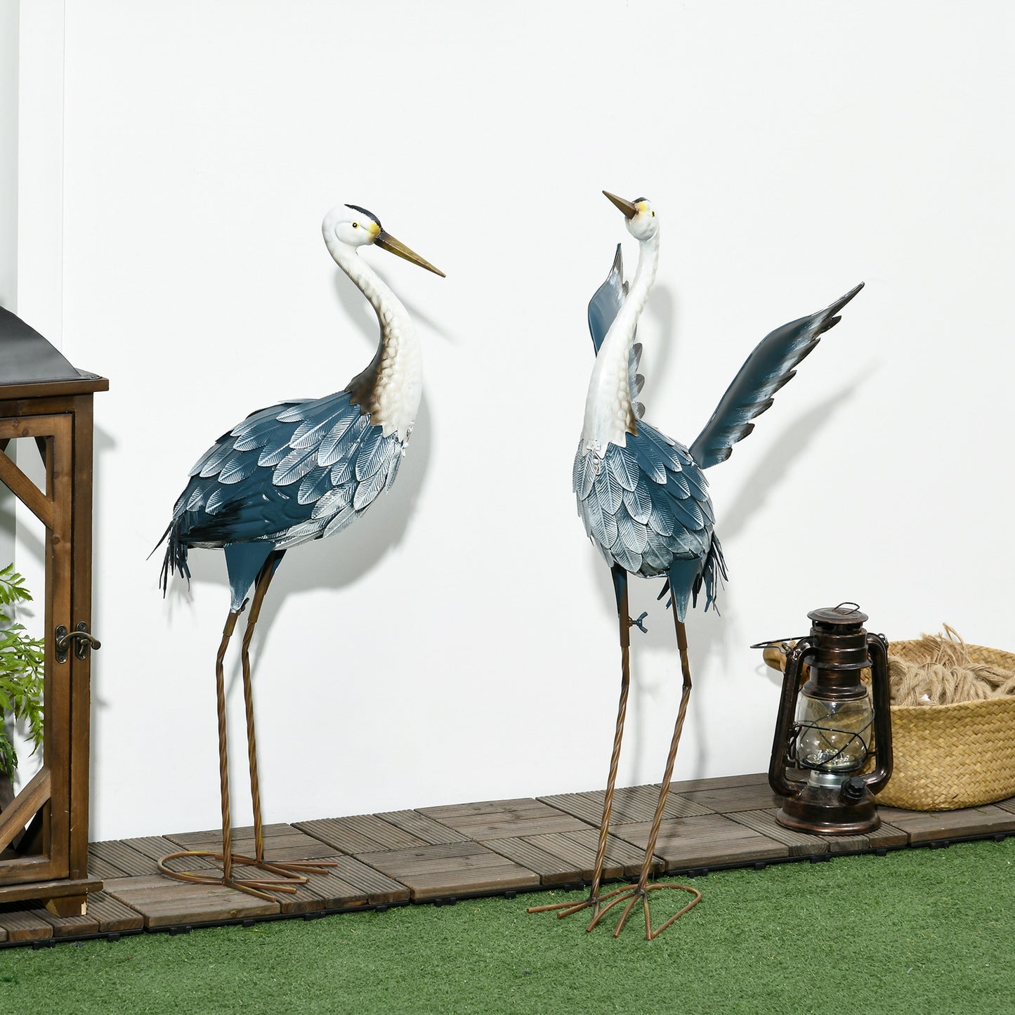 Heron Garden Statues, Standing Garden Ornament, Metal Garden Gift with Stakes, Blue & White