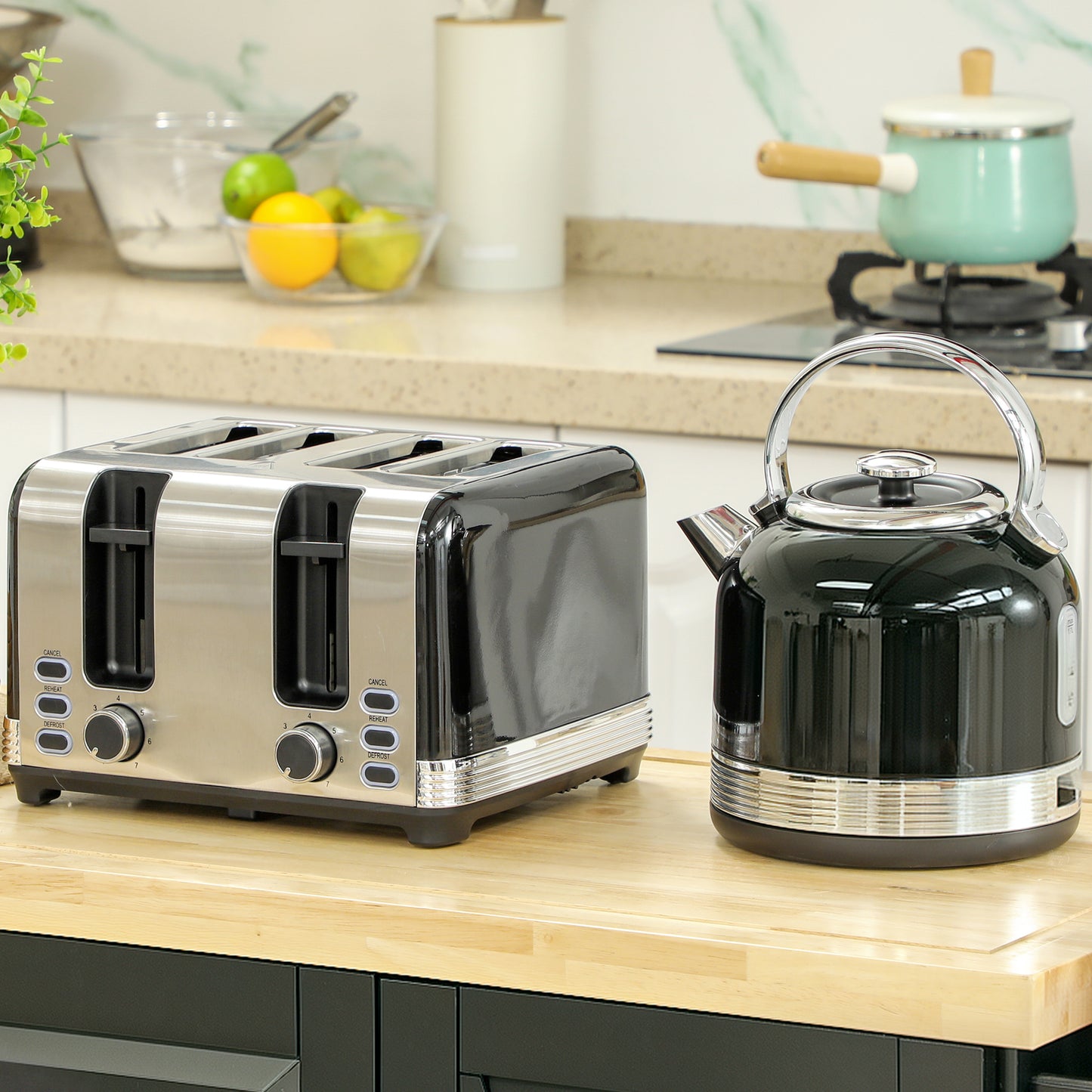 Polished Stainless Steel Kettle and Toaster Set - Black