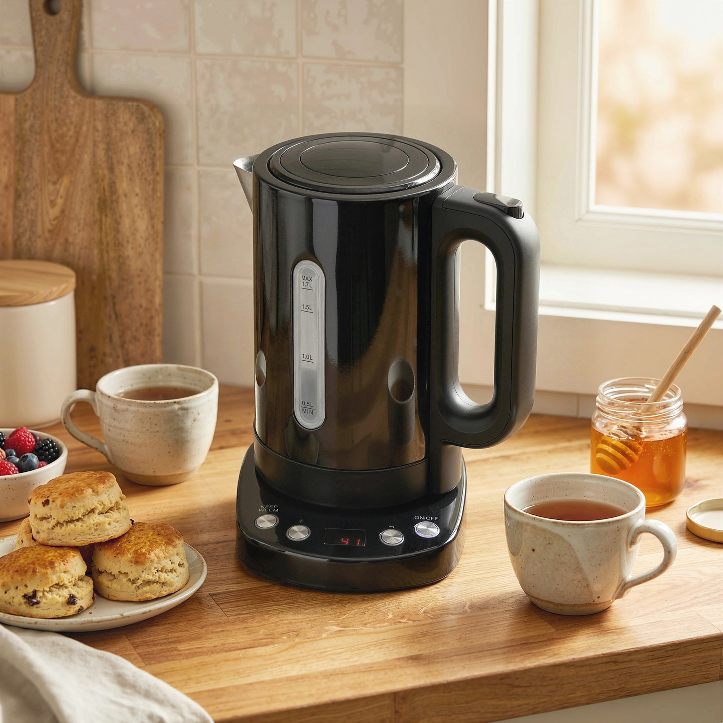 Electric Kettle, 1.7L, Fast Boil, 3kW Water Kettle with UK Strix Thermostat, Keep Warm Function, LCD Base, Black
