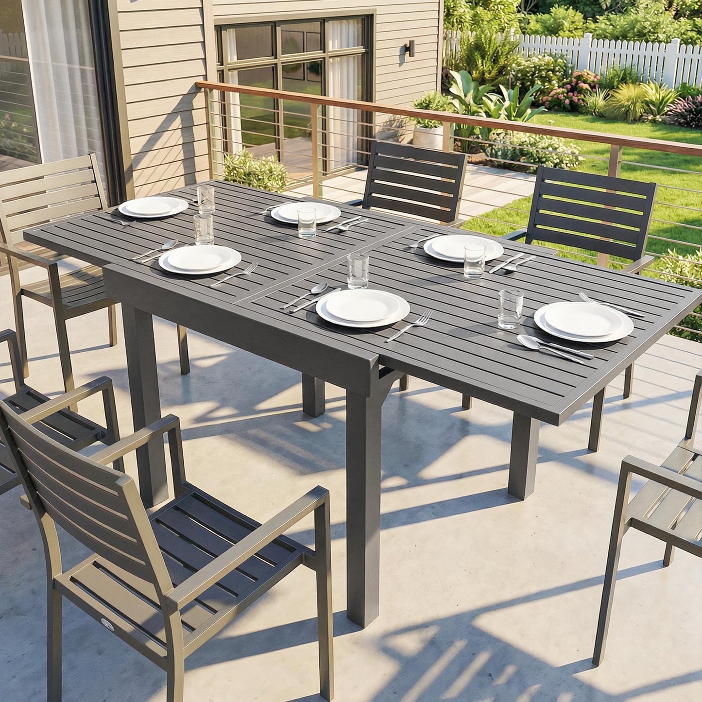 Extending Garden Table for 4-8 People, Aluminium Outdoor Dining Table with Slatted Top, Dark Grey