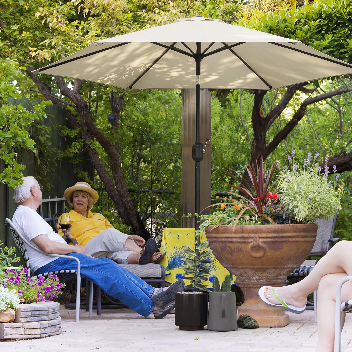 2.6 m Garden Parasol Umbrella with Aluminium Pole, Outdoor Patio Umbrella with Tilt and Crank, Vent, Cream White