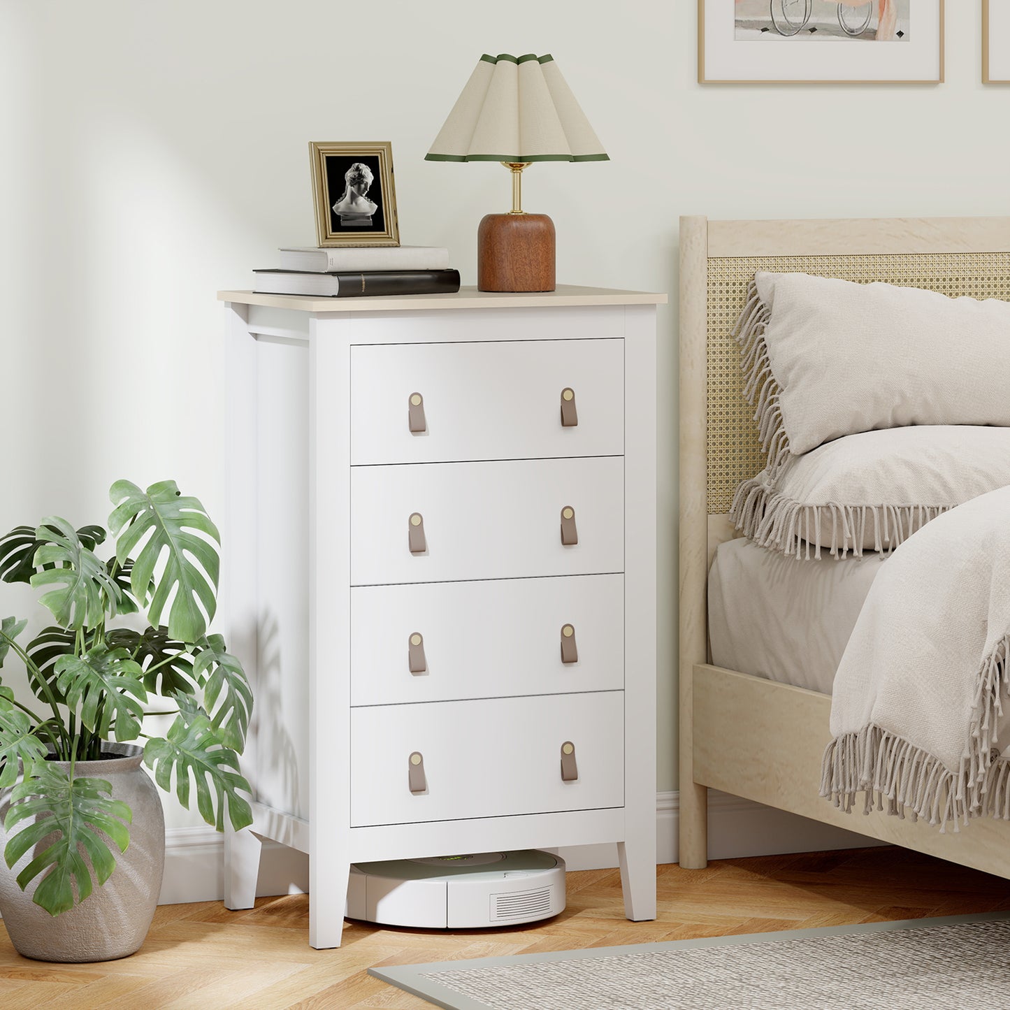 Bedroom Chest of Drawers, Modern 4 Drawer Dresser Cabinet with PU Leather Handles and Metal Runners for Living Room, Hallway